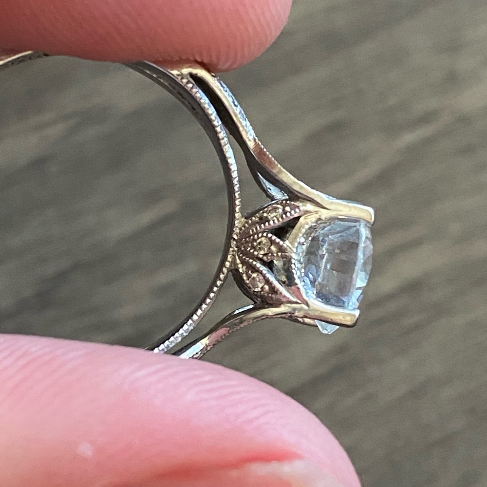 Discontinued Tacori Ribbon Engagement Ring 6.5 - Picture 2 of 7